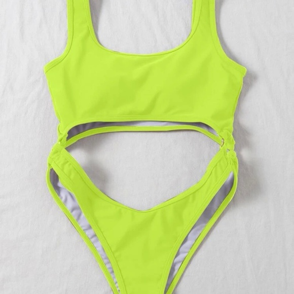 Swimsuit bundle! - Picture 3 of 4